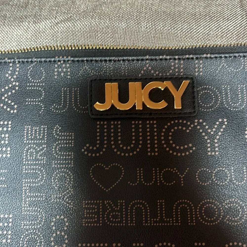 Juicy Couture Black Promenade Wristlet